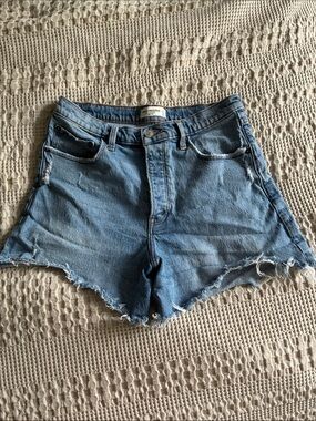 Abercrombie & Fitch Light Wash High-Rise Denim Dad Shorts